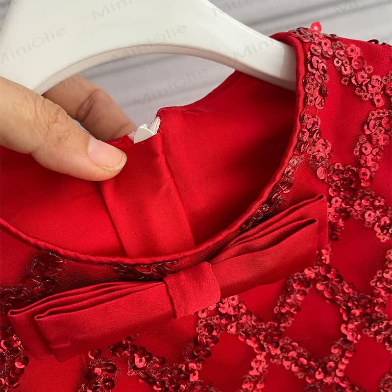 Ärmelloses Kleid mit Schleife und Pailletten für Baby und Kleinkind - image 5