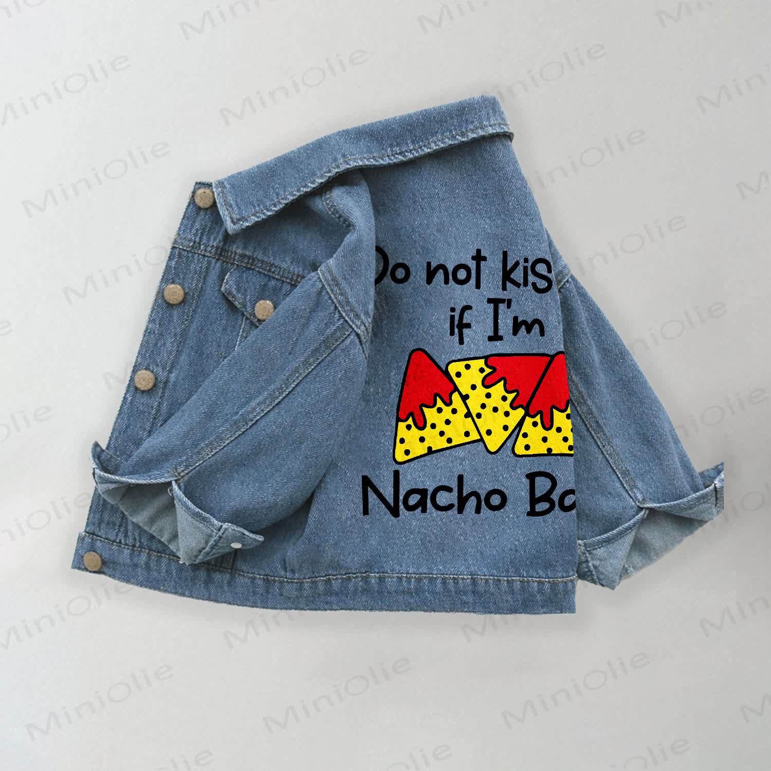 DO NOT KISS ME IF I'M NACHO BABY – Jeansjacke mit Denim -Print für Kleinkind - Blau - 10-11J - image 1