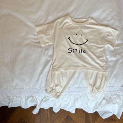 Zweiteiliges Set aus weichem Modal-Hemd mit Smiley -Gesicht und Hose Loungehose für Kleinkind - Aprikose - 4-5J - image 4