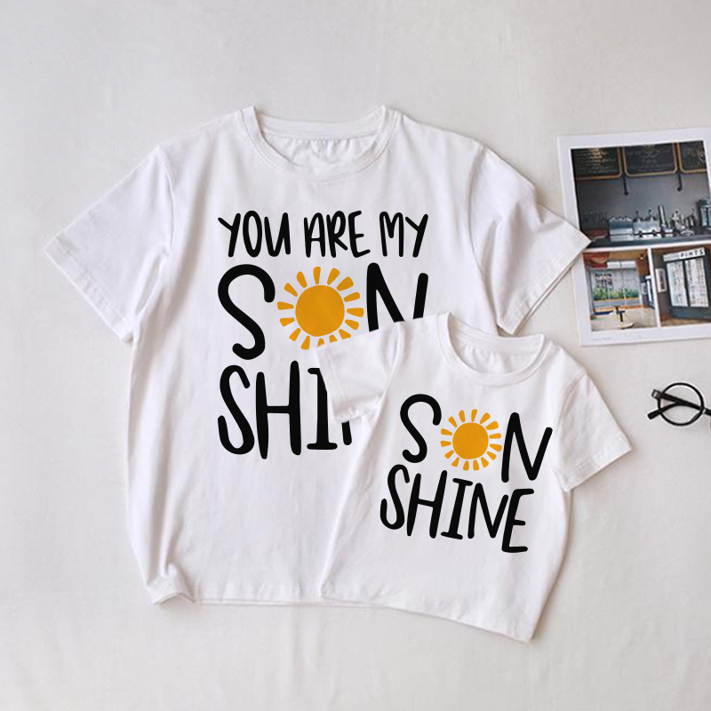 YOU ARE MY SUNSHINE/SUNSHINE Familien Passende T-Shirt - Weiß - T-Shirt für Erwachsene: XL - image 1