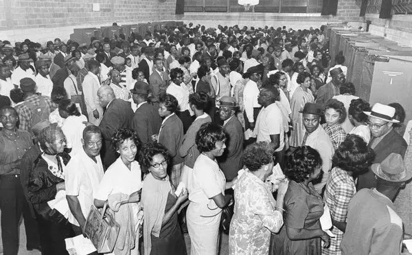 Photos From The 1960s: Black Americans Voting For the First Time - The New York Times