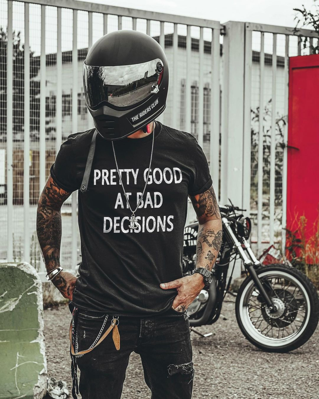 PRETTY GOOD AT BAD DECISIONS Print Men's Short Sleeve T-Shirt