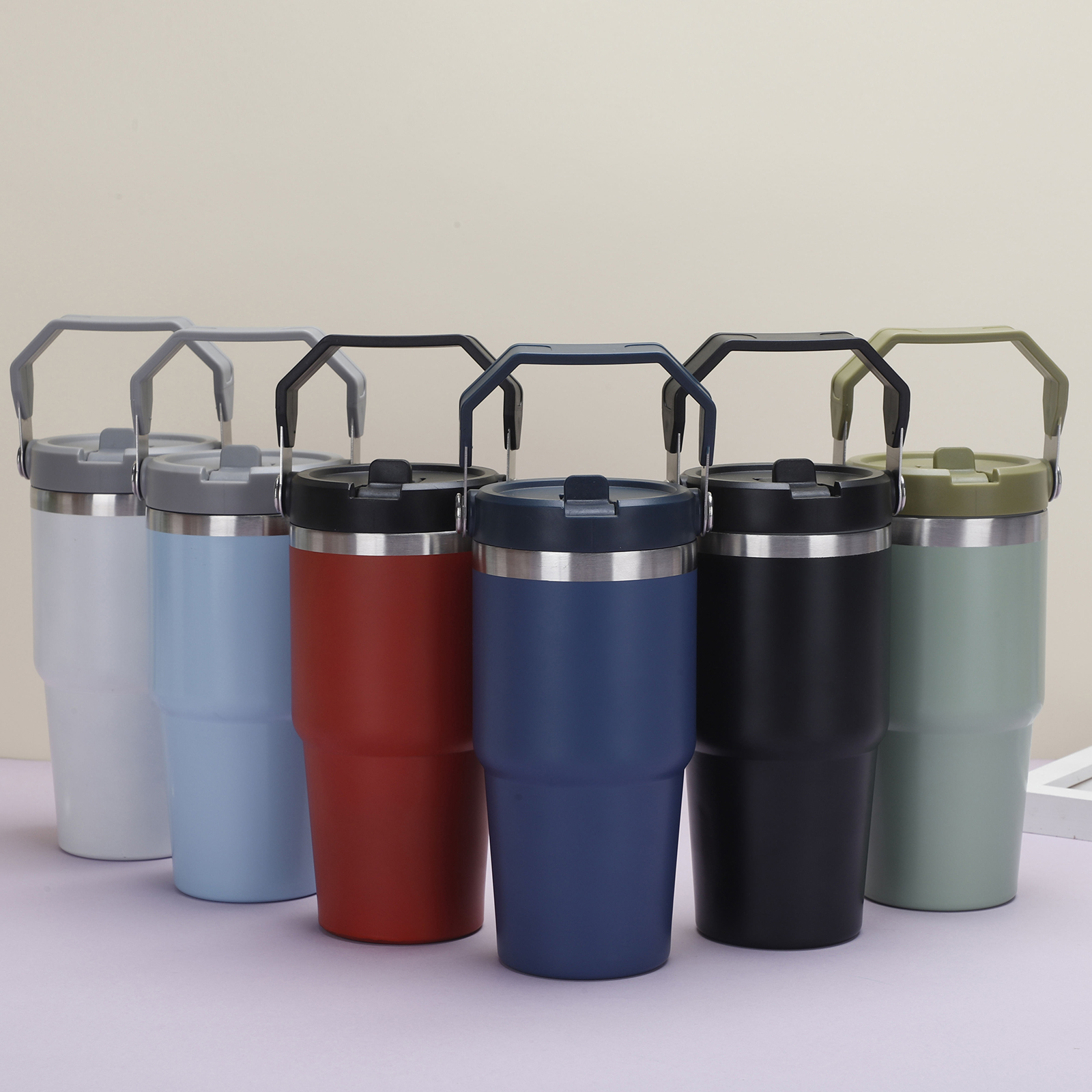 30oz Travel Tumbler with Handle and Flip Straw Lid, Leak Proof Vacuum Insulated Stainless Steel Travel Water Bottle, Fit in Car Cup Holder