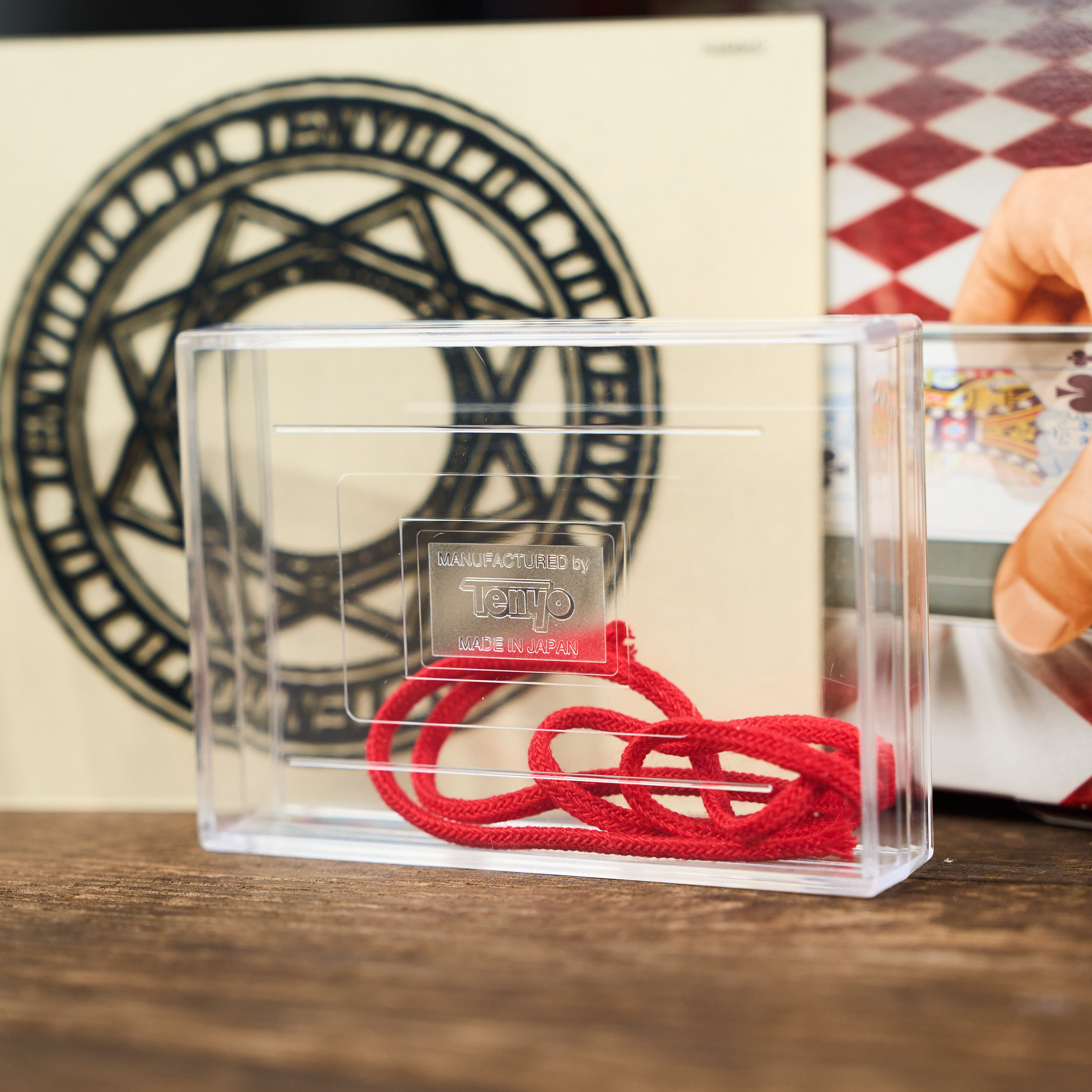 Ultra Gravity Box by Tenyo Magic