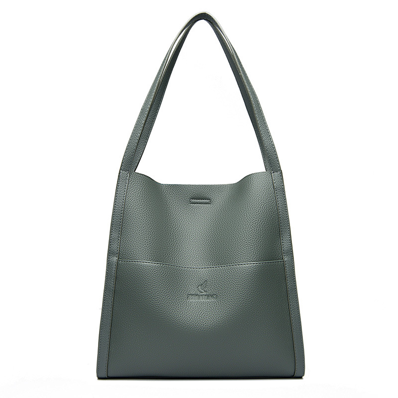 Nagy kapacitású báránybőr táska