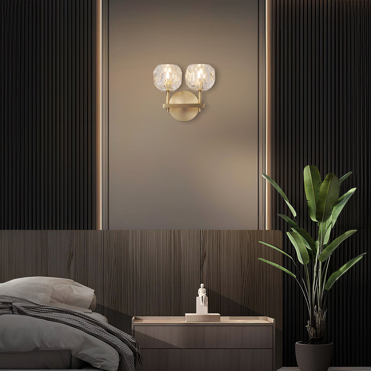 Boule De Cristal Clear Glass Sconce