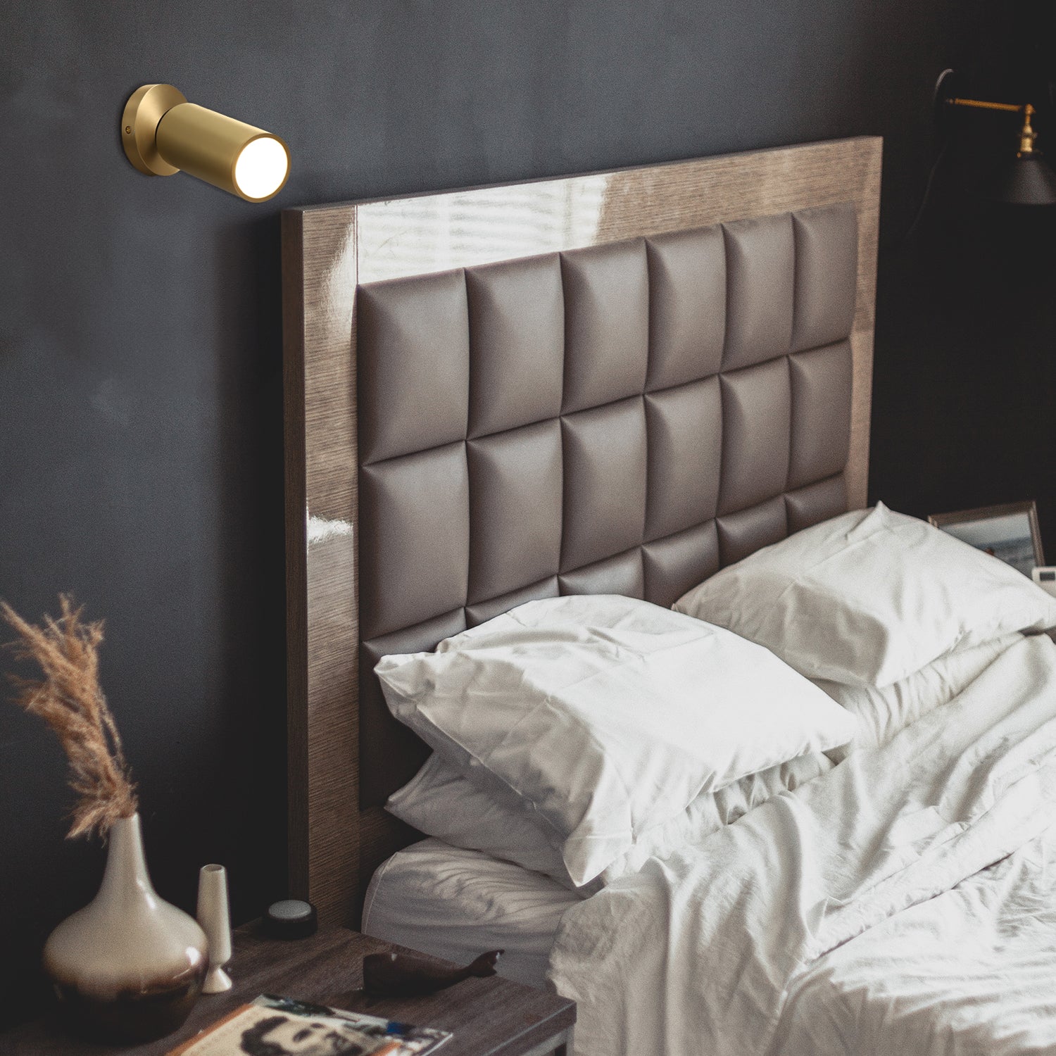 Champeaux Pivoting Flushmount