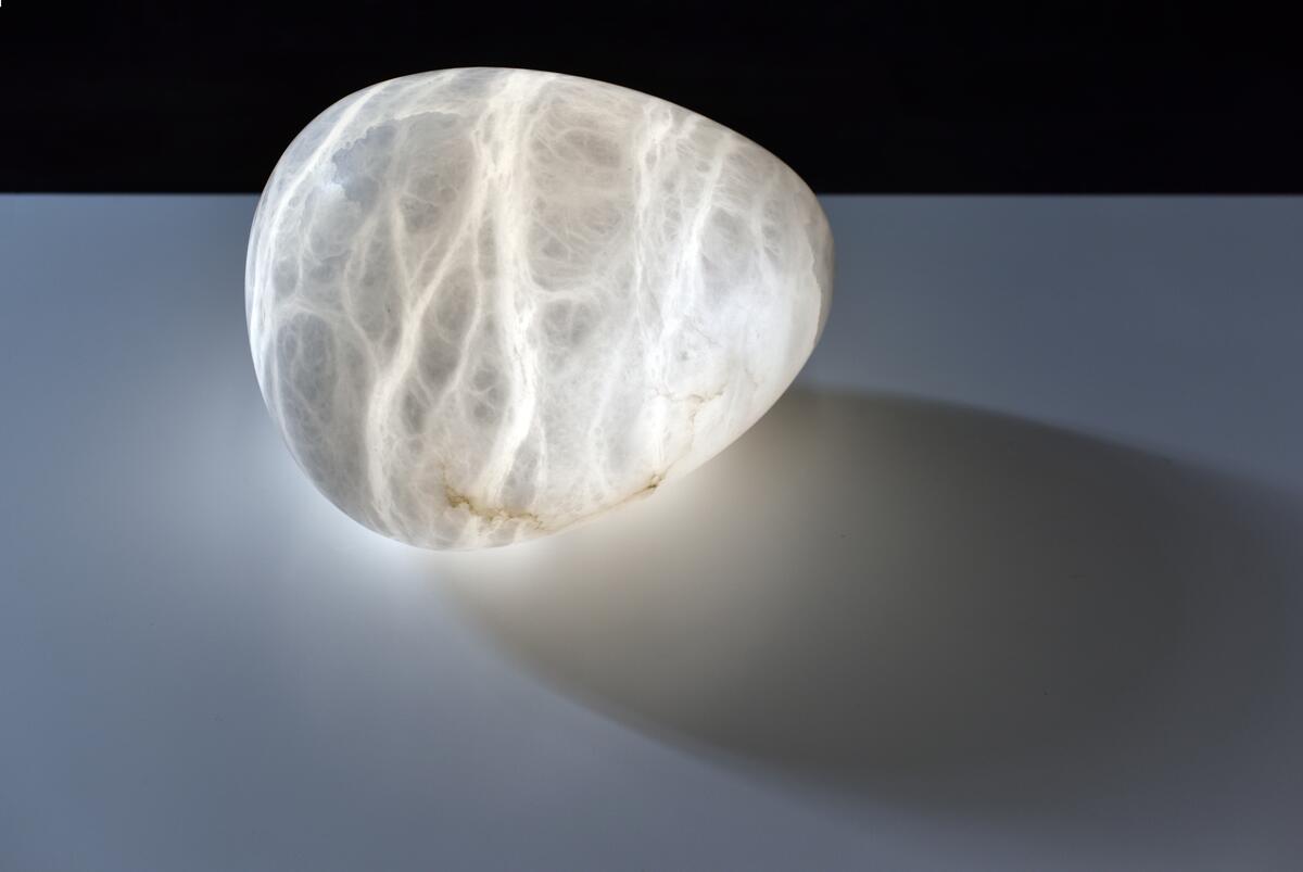 Galet Uno Alabaster Table Lamp