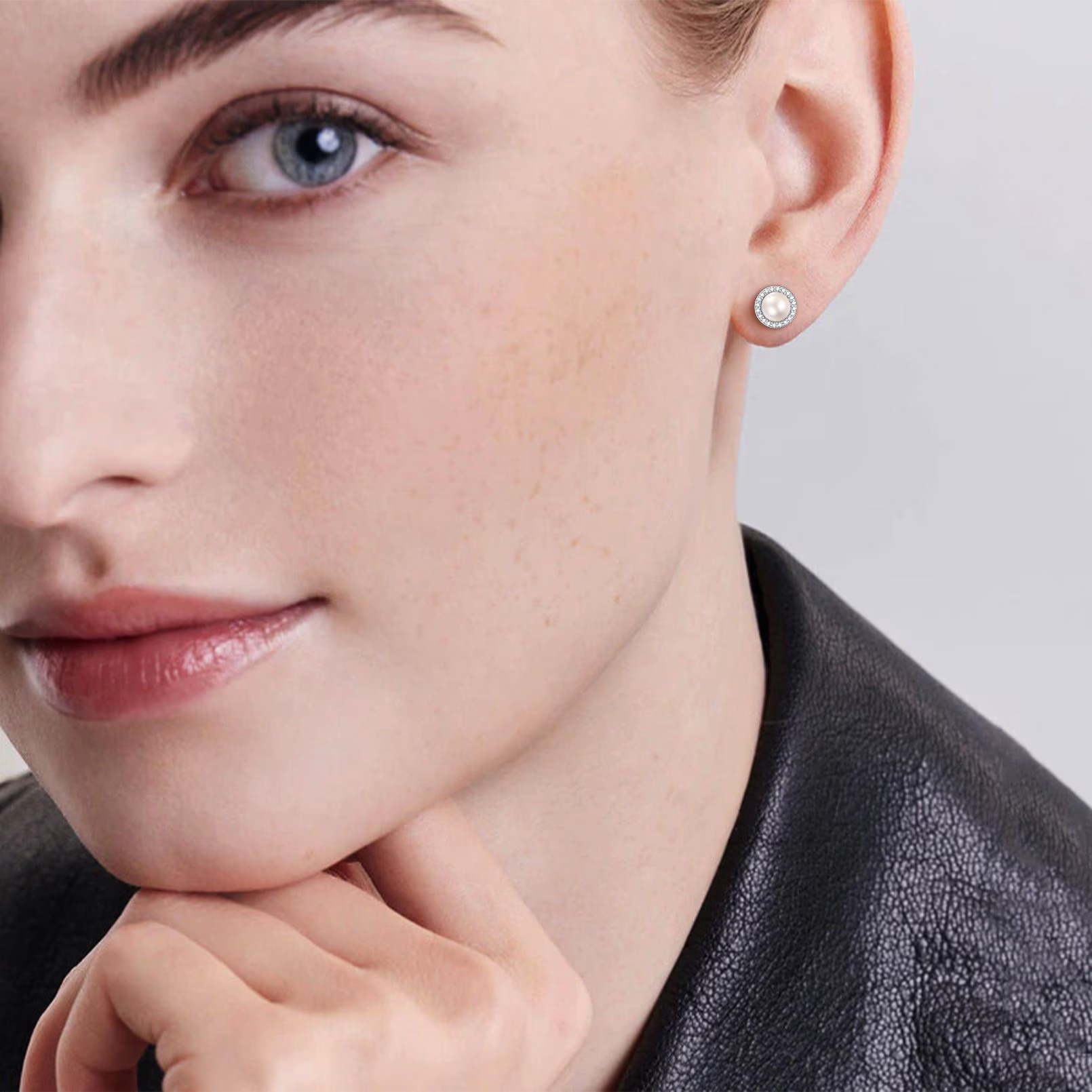 ChicSilver Pearl Earrings for Women 4mm Freshwater Cultured White Button Pearl Stud Earrings 925 Sterling Silver
