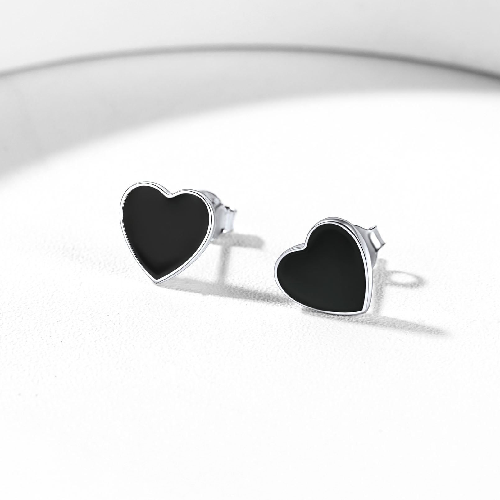 ChicSilver Small Black Heart Stud Earrings Women Men 925 Sterling Silver Earrings Jewelry for Sensitive Ears