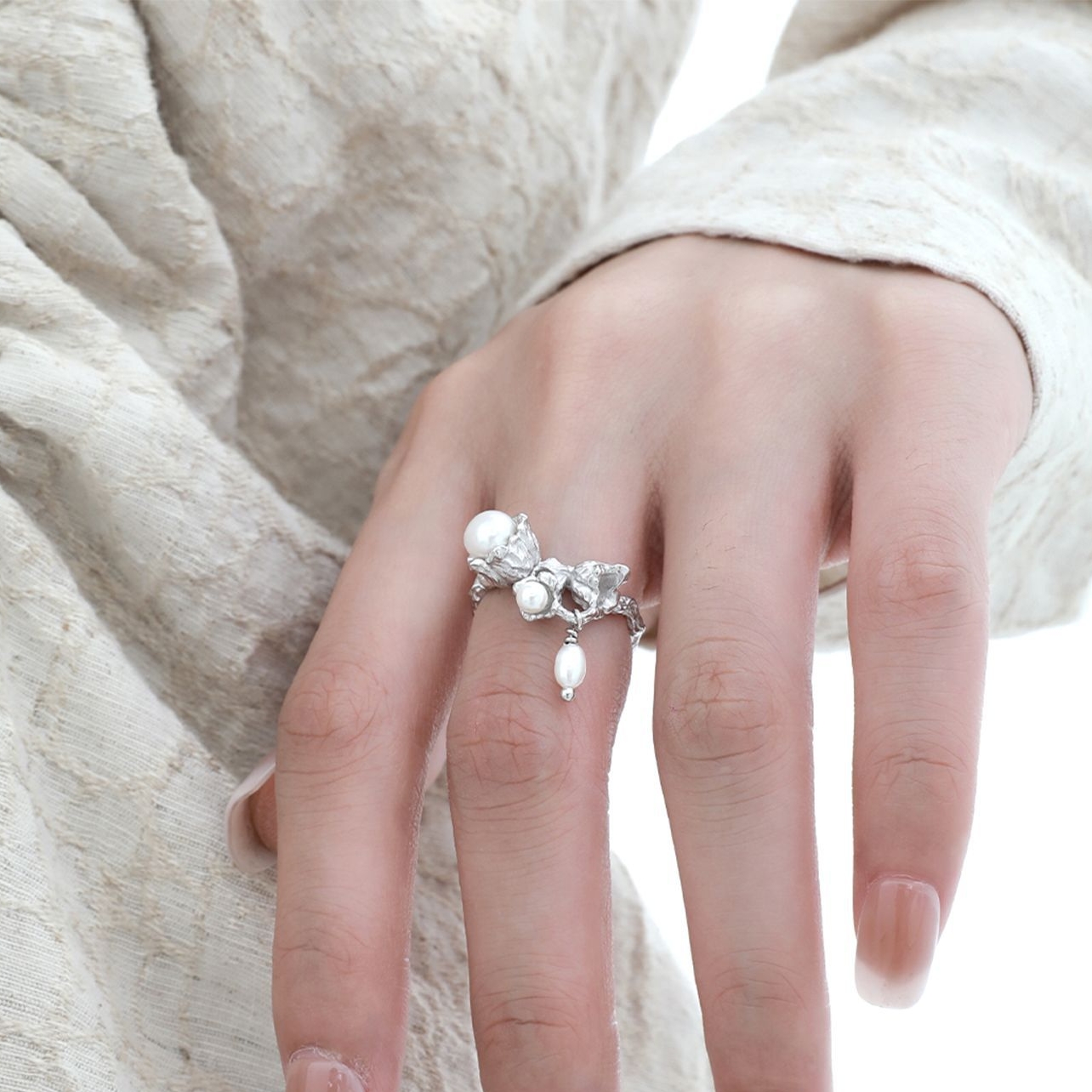 Sterling Silver Pearl Ring | Jentle Jewelry