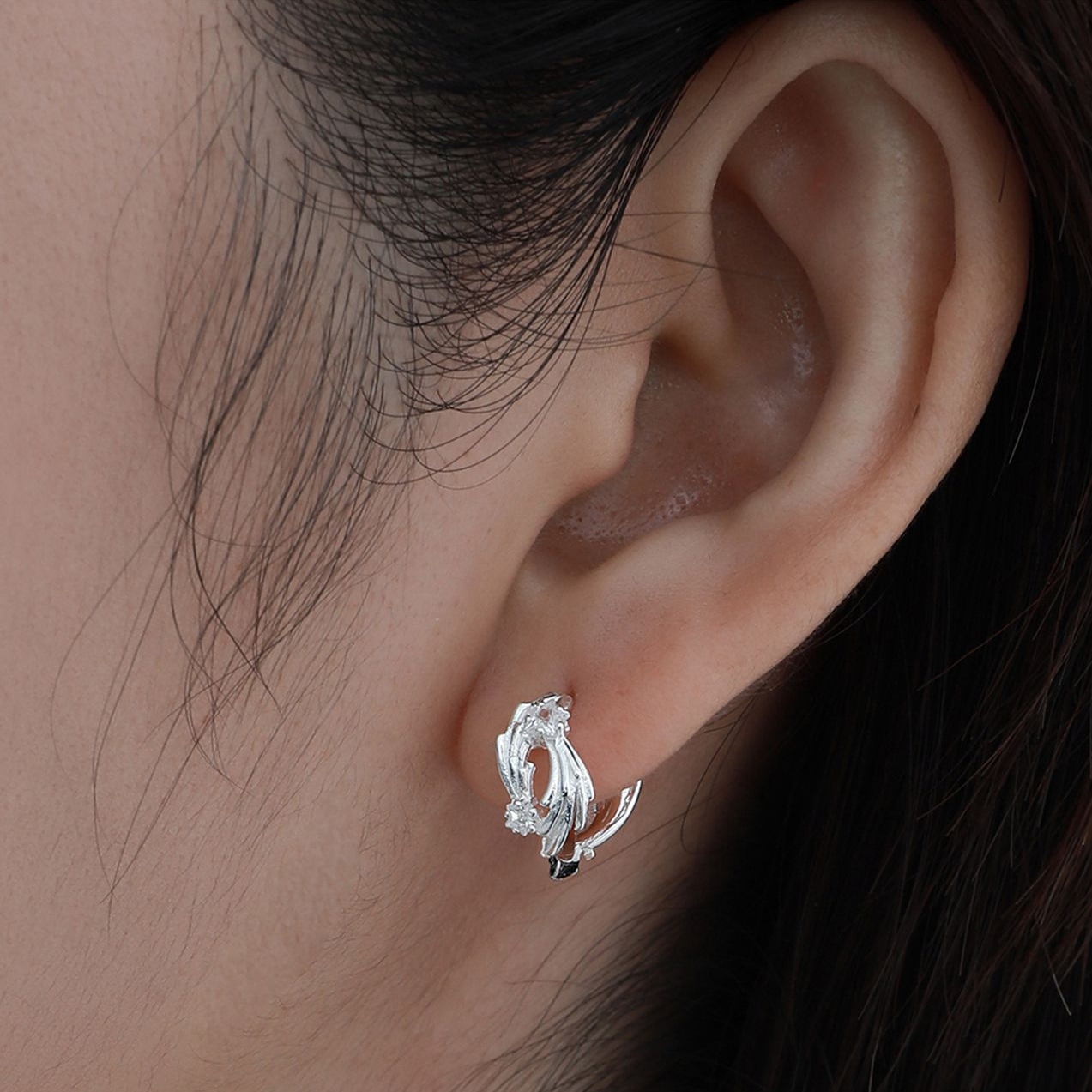 Sterling Silver Star Ear Hoops | Jentle Jewelry