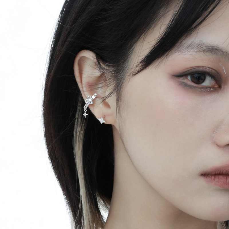 925 Sterling Silver Heart Ear Clip | Jentle Jewelry