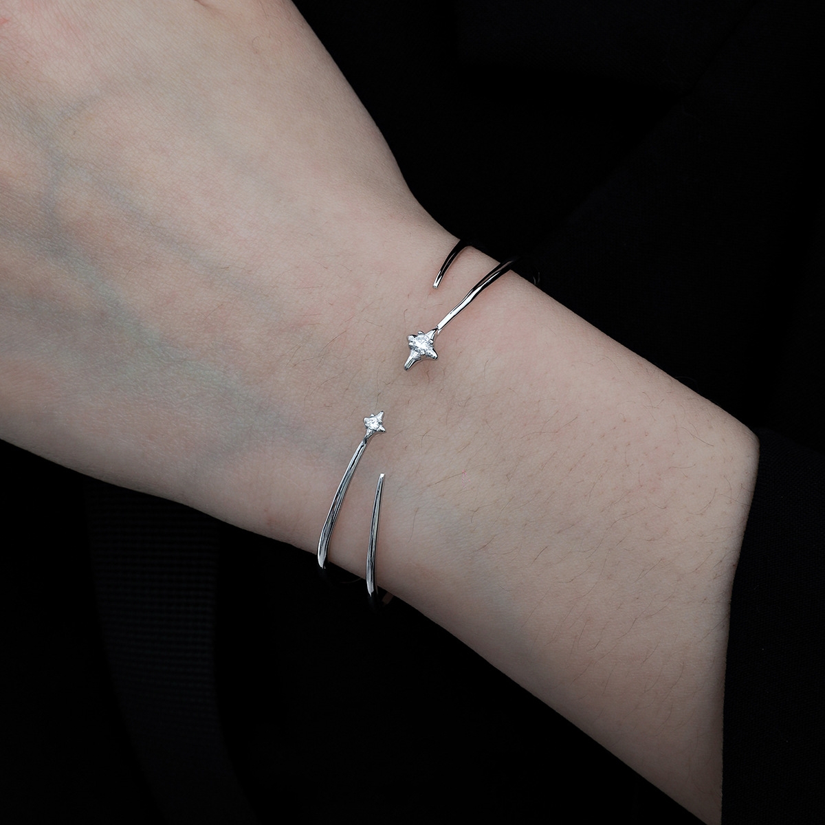 925 Sterling Silver Star Bangle | Jentle Jewelry