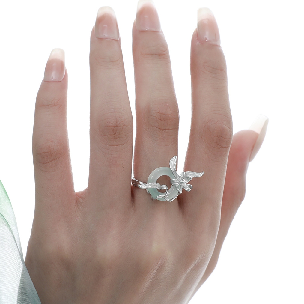 Sterling Silver Jade Ring | Jentle Jewelry