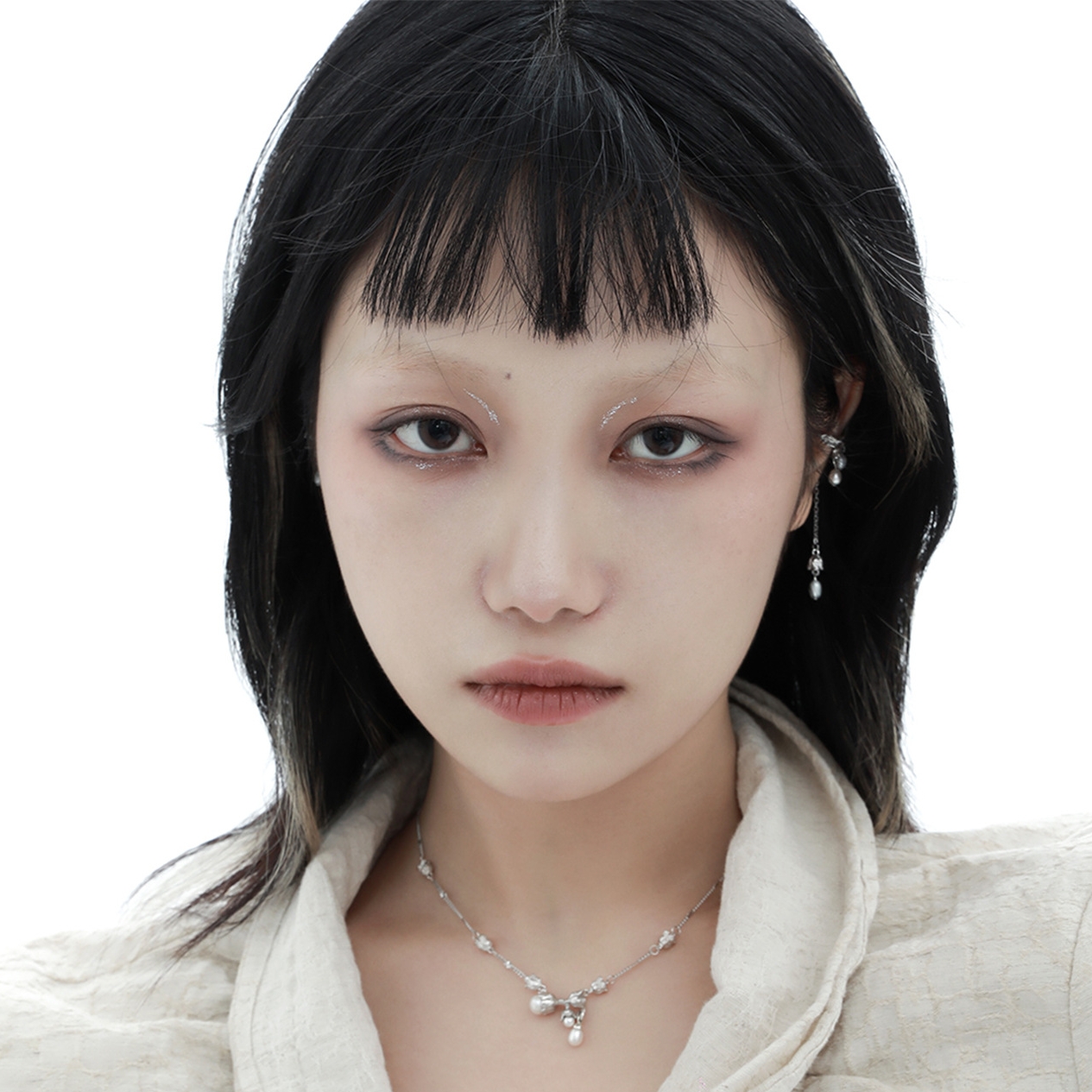 Silver Pearl Flower Necklace | Jentle Jewelry