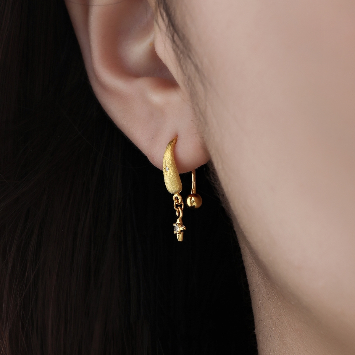 Gold Star Earrings | Jentle Jewelry