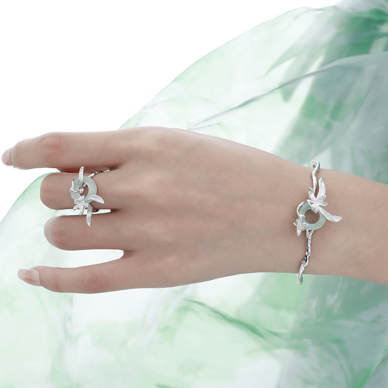 Sterling Silver Jade Ring | Jentle Jewelry