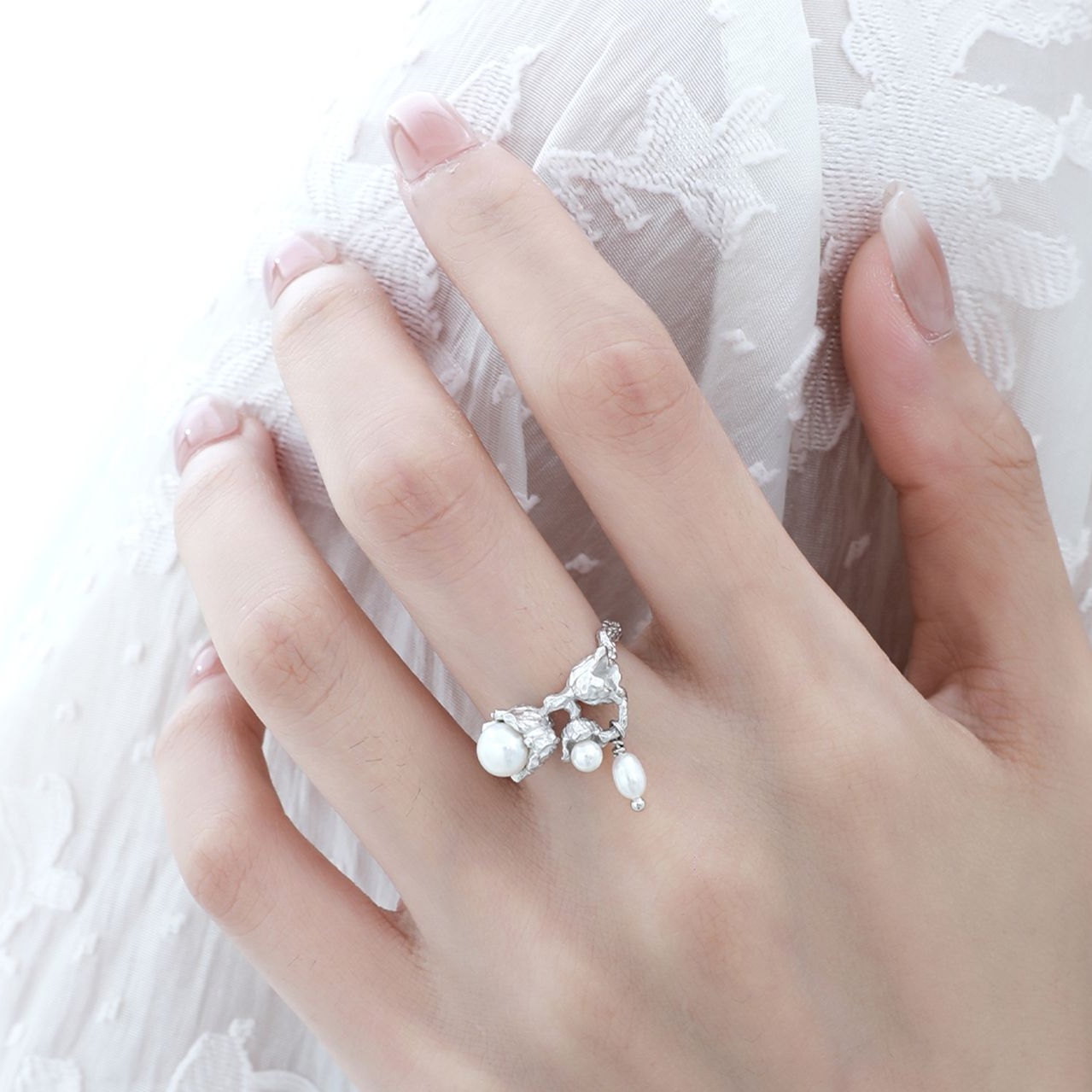 Sterling Silver Pearl Ring | Jentle Jewelry