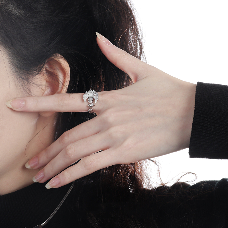 Moon Silver Ring | Jentle Jewelry
