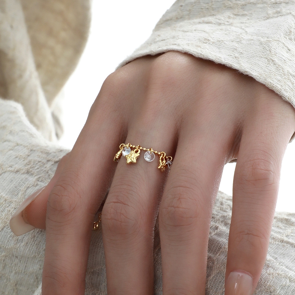 Gold Star Ring | Jentle Jewelry