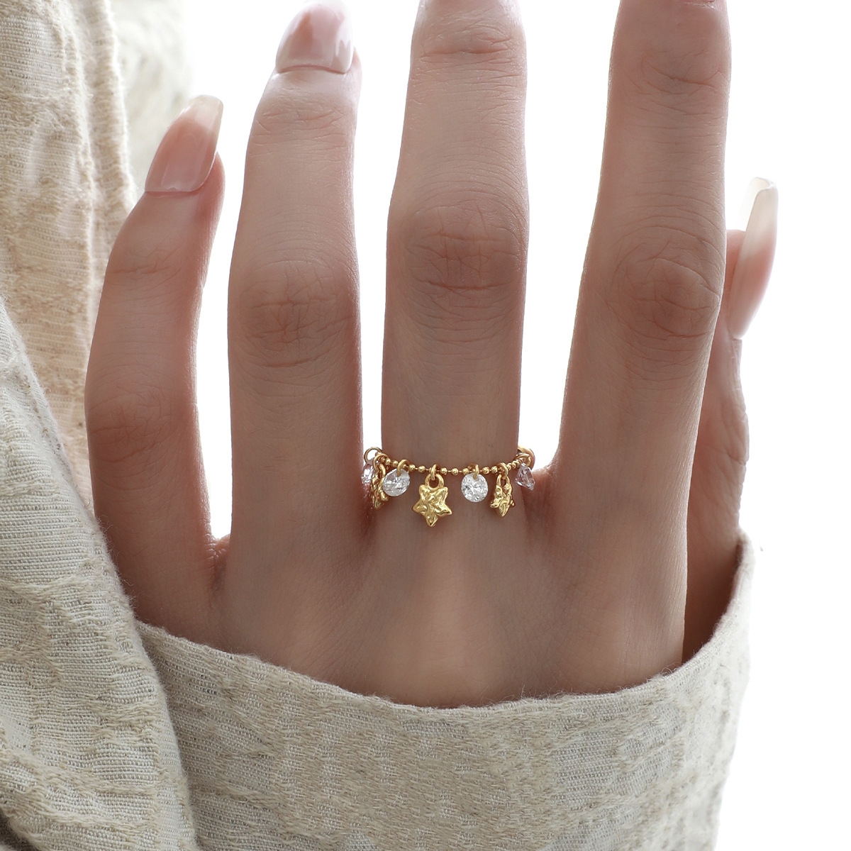 Gold Star Ring | Jentle Jewelry
