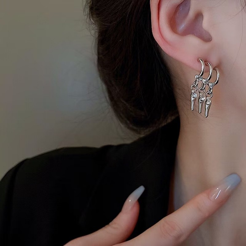 Silver Earrings  | Jentle Jewelry | Trendy Designer Jewelry