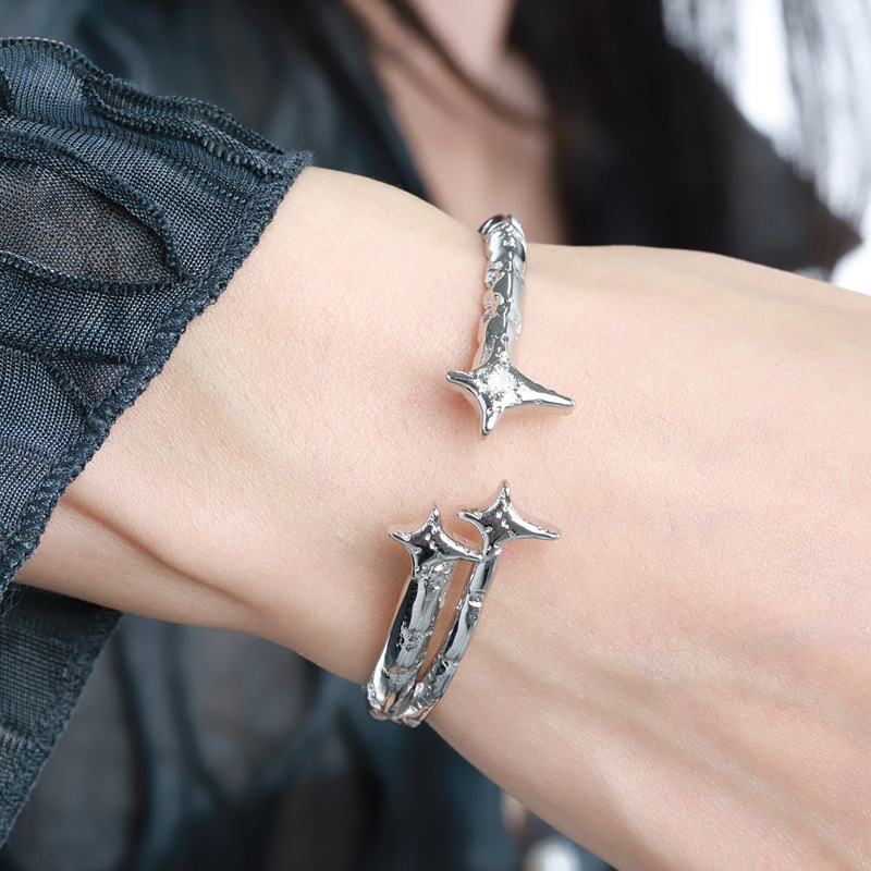 Star Silver Bangle | Jentle Jewelry