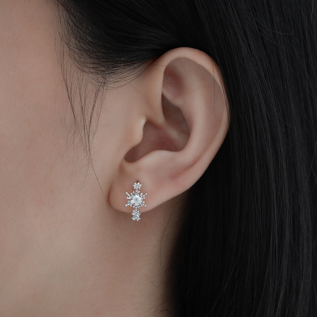 925 Sterling Silver Snowflake Ear Hoops | Jentle Jewelry