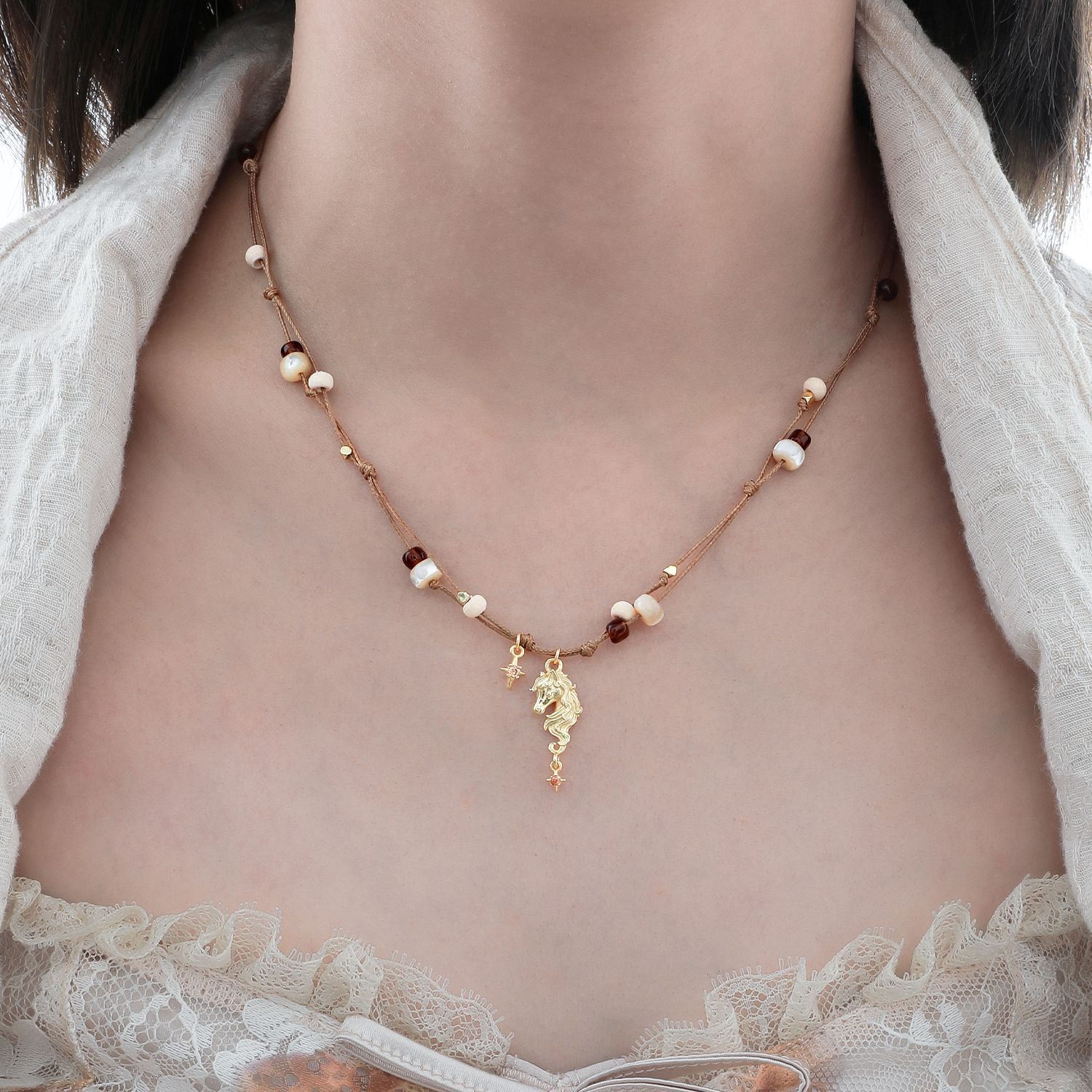 18K Gold Pony Necklace | Jentle Jewelry