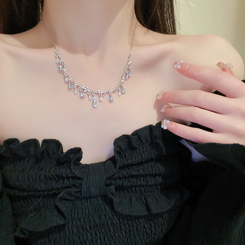 Silver Charm Necklace | Jentle Jewelry