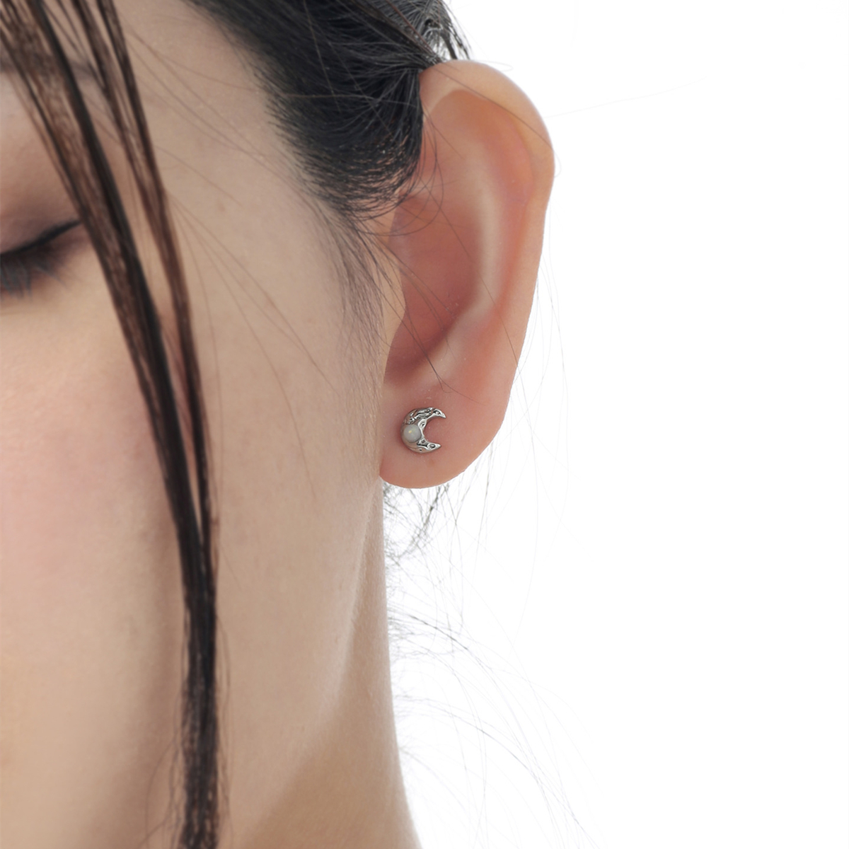 Moon Silver Ear Studs | Jentle Jewelry