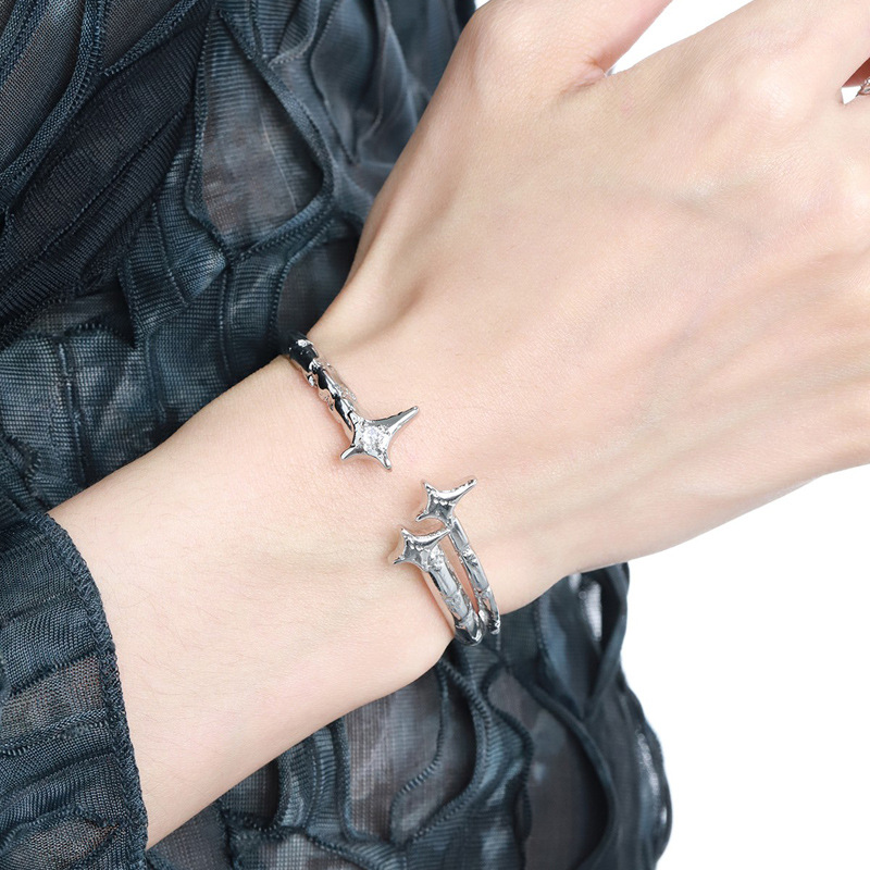 Star Silver Bangle | Jentle Jewelry