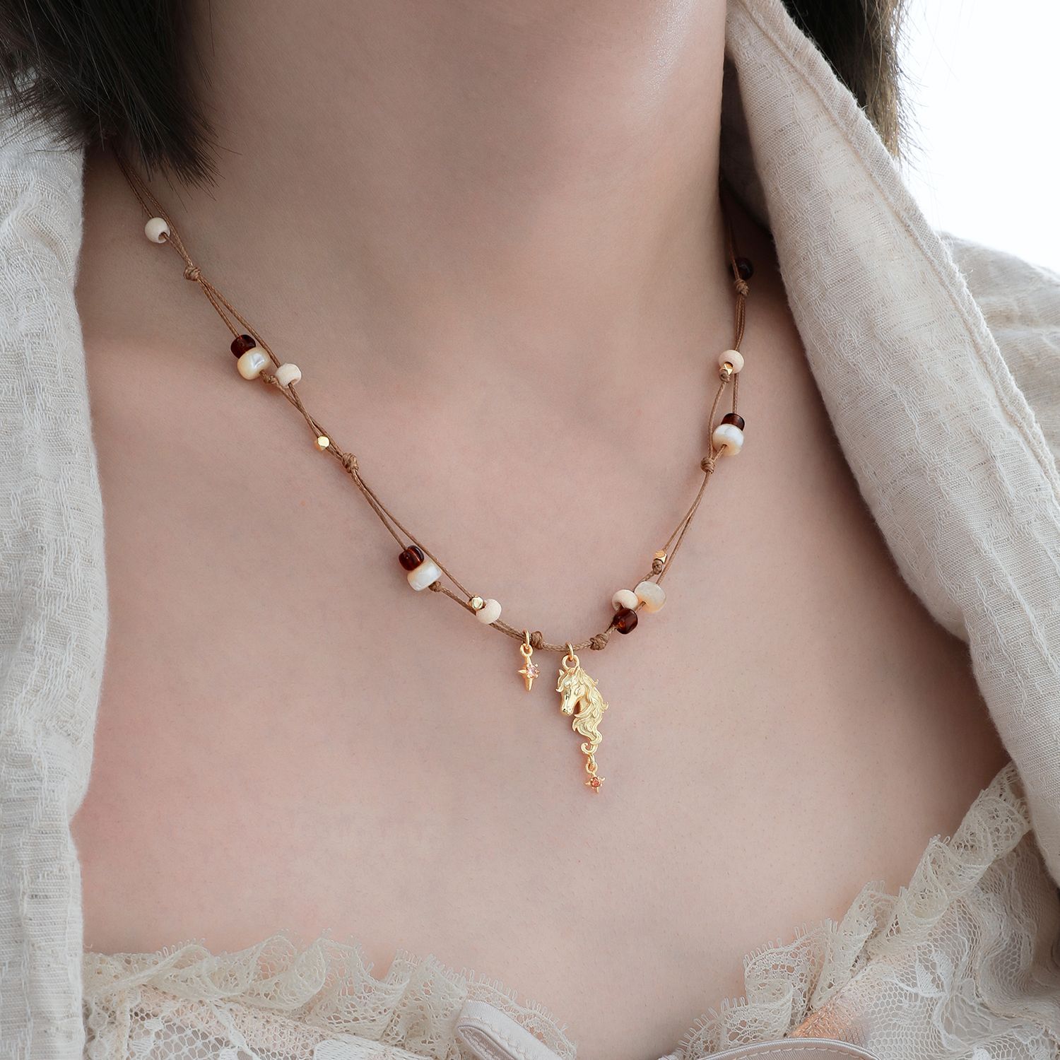 18K Gold Pony Necklace | Jentle Jewelry