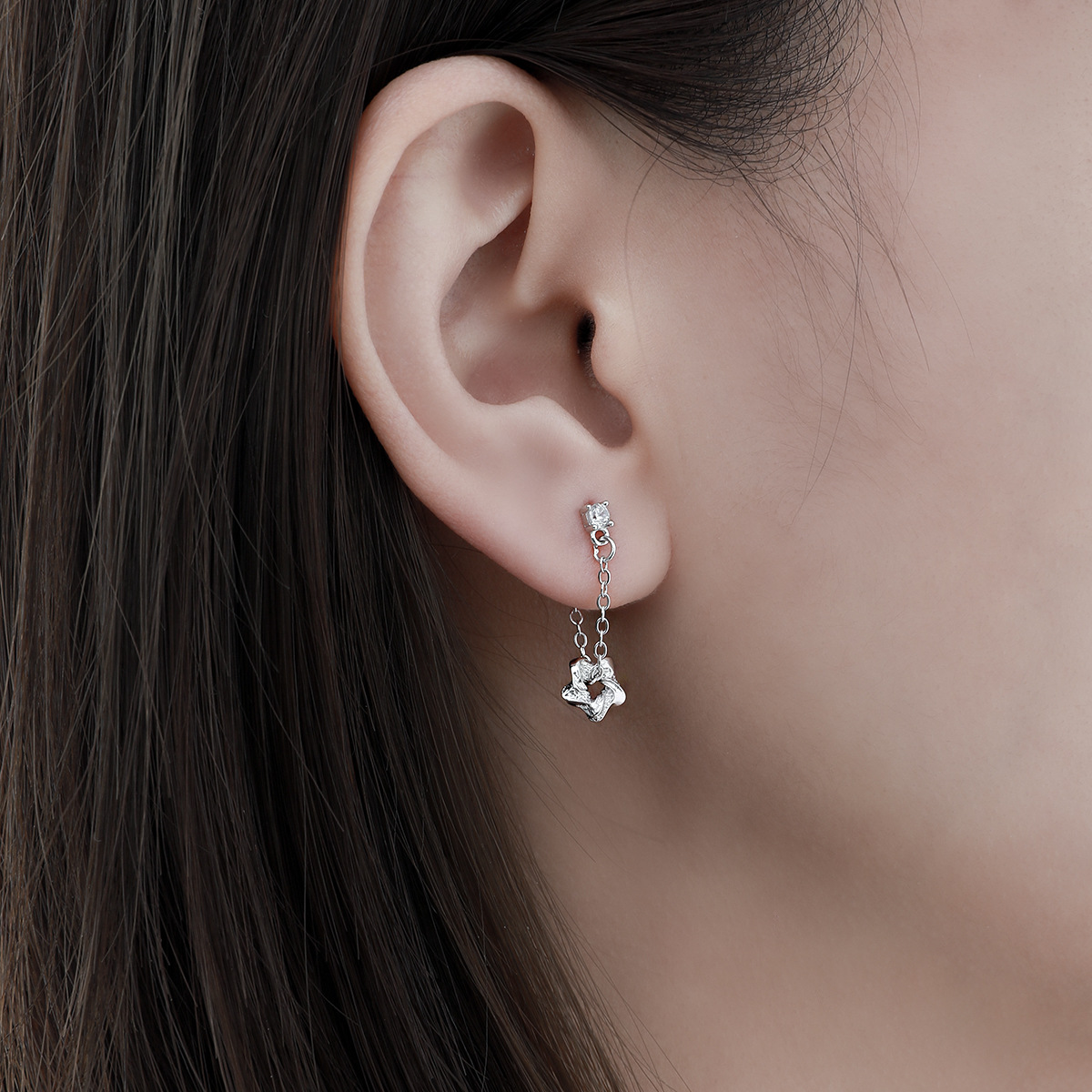 Dara N°7 delicate silver drop earrings