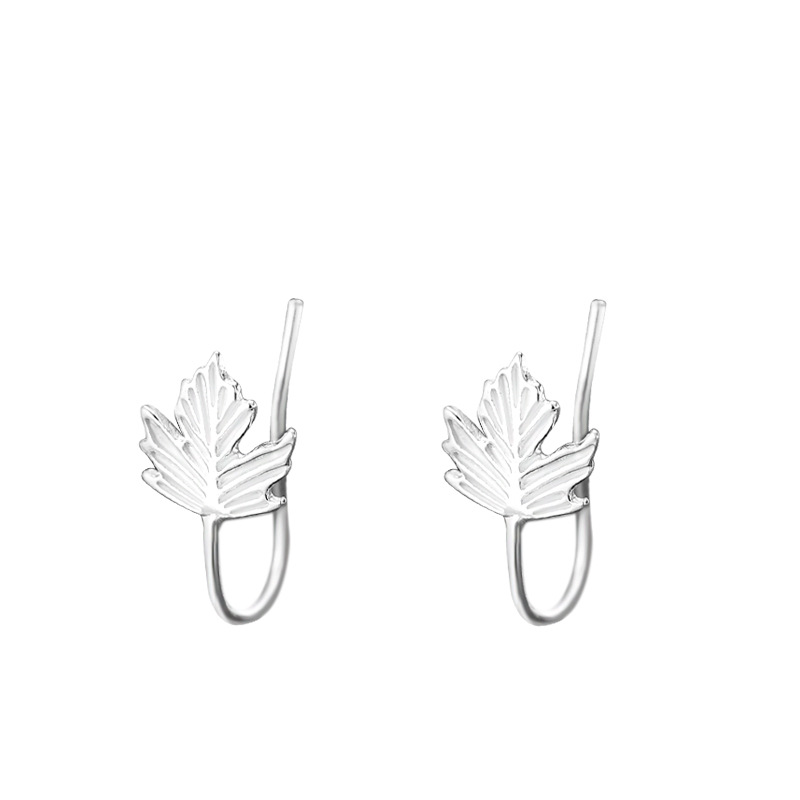 Maple sterling silver ear studs with leaf design