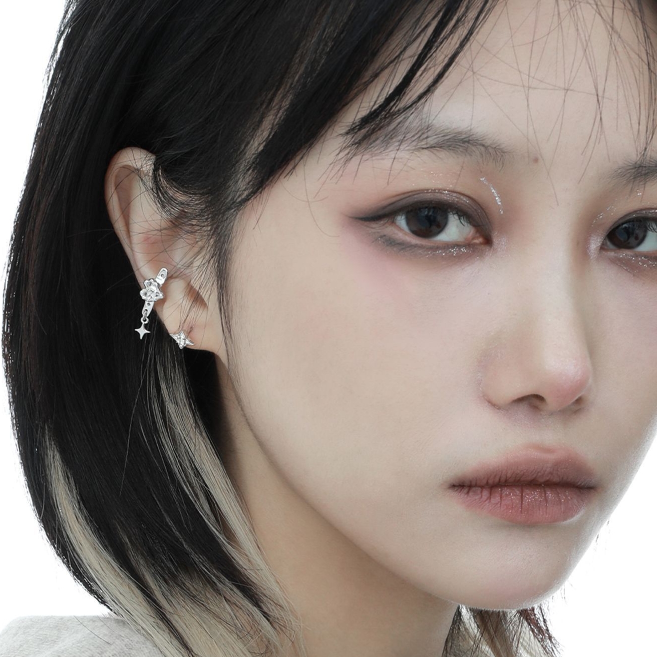 Starla N°8 Ear Studs