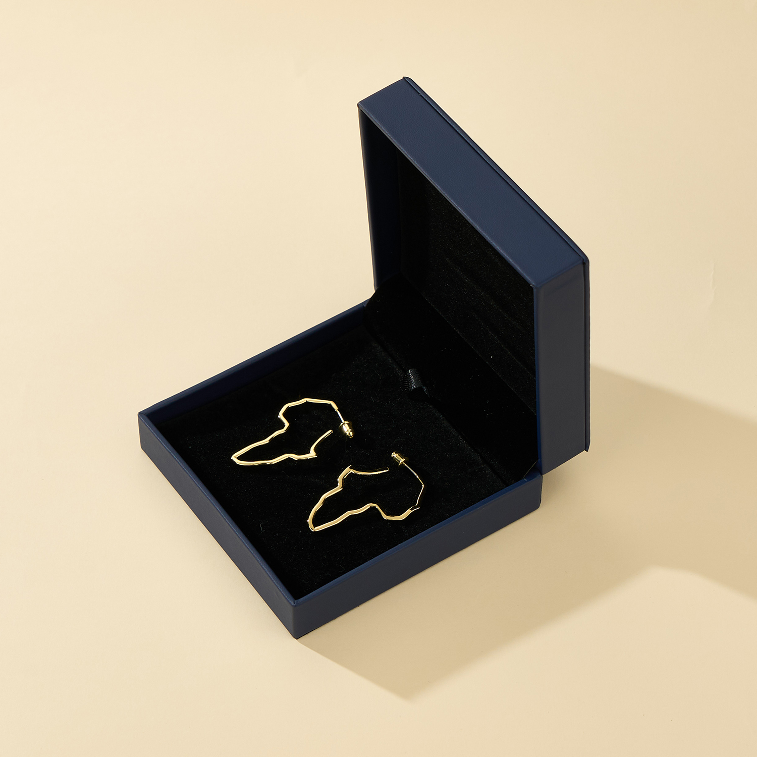 Bestyle African Map Earrings 18K Gold Plated Hollow Out Earrings Africa Dangle Earrings for Women Girls