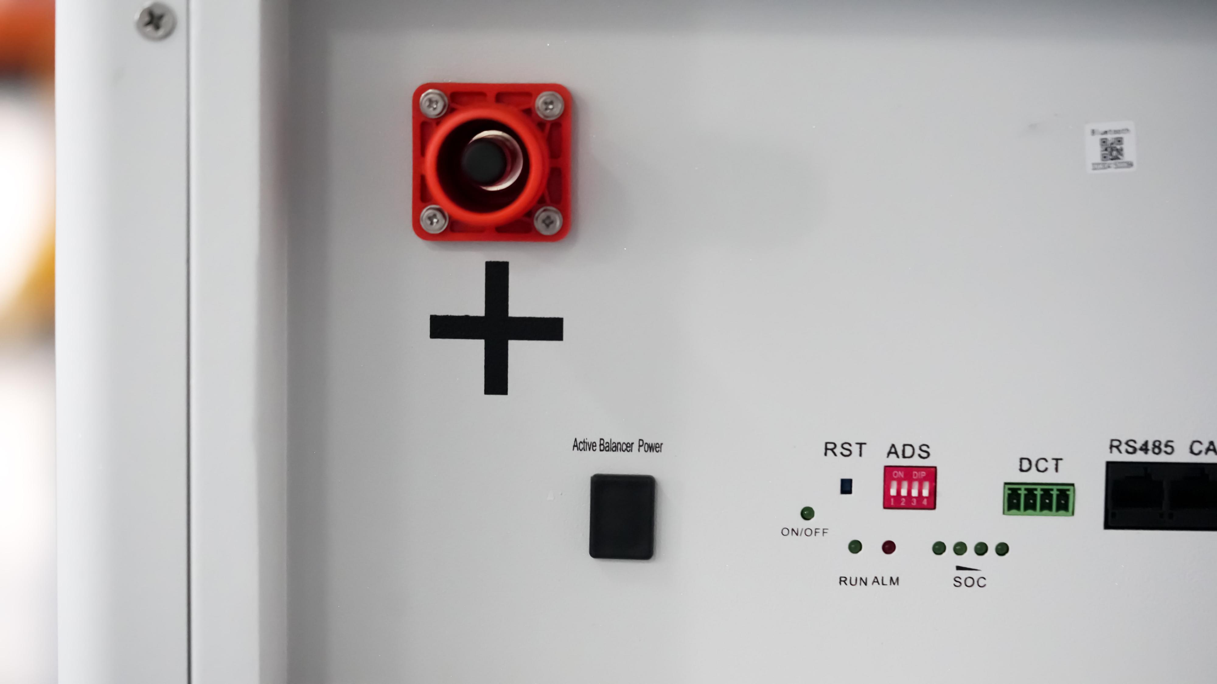 TezePower 51.2V 600Ah 30kWh LiFePO4 Mobile ESS With Active Balancer