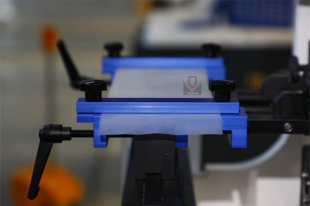 Markfree bending film clamps for press brake,SUPPORTS FOR PROTECTIVE FILM
