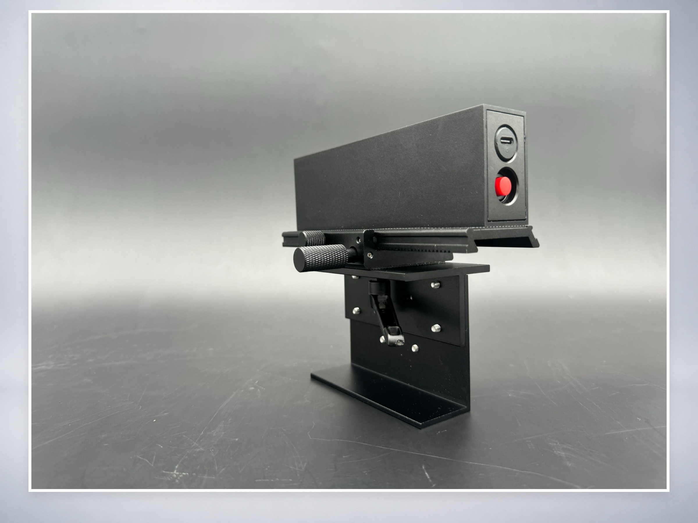Tranyond sheet metal alignment tool with magnetic base