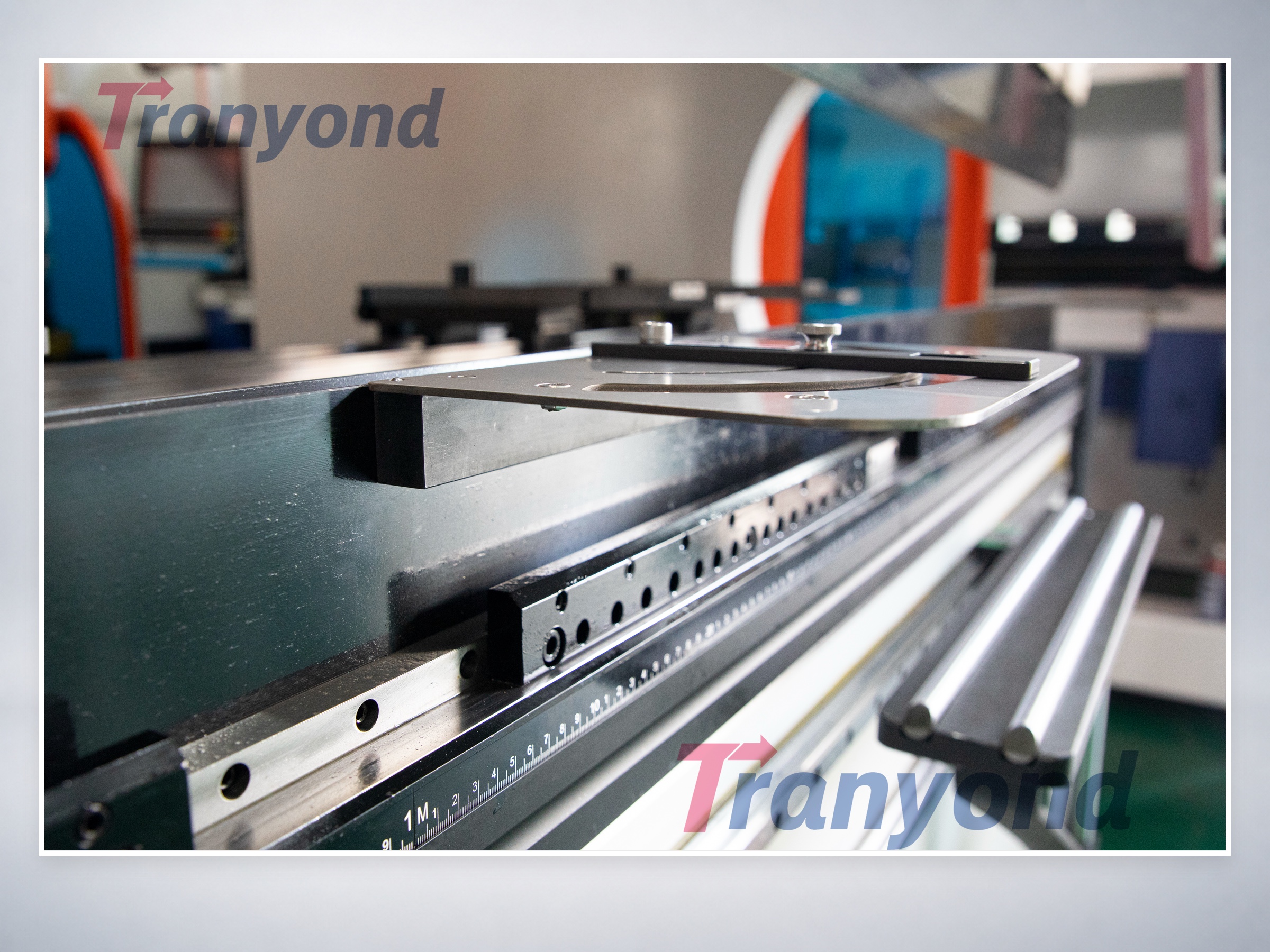 Tranyond magnetic squaring arm for press brake - feature detail