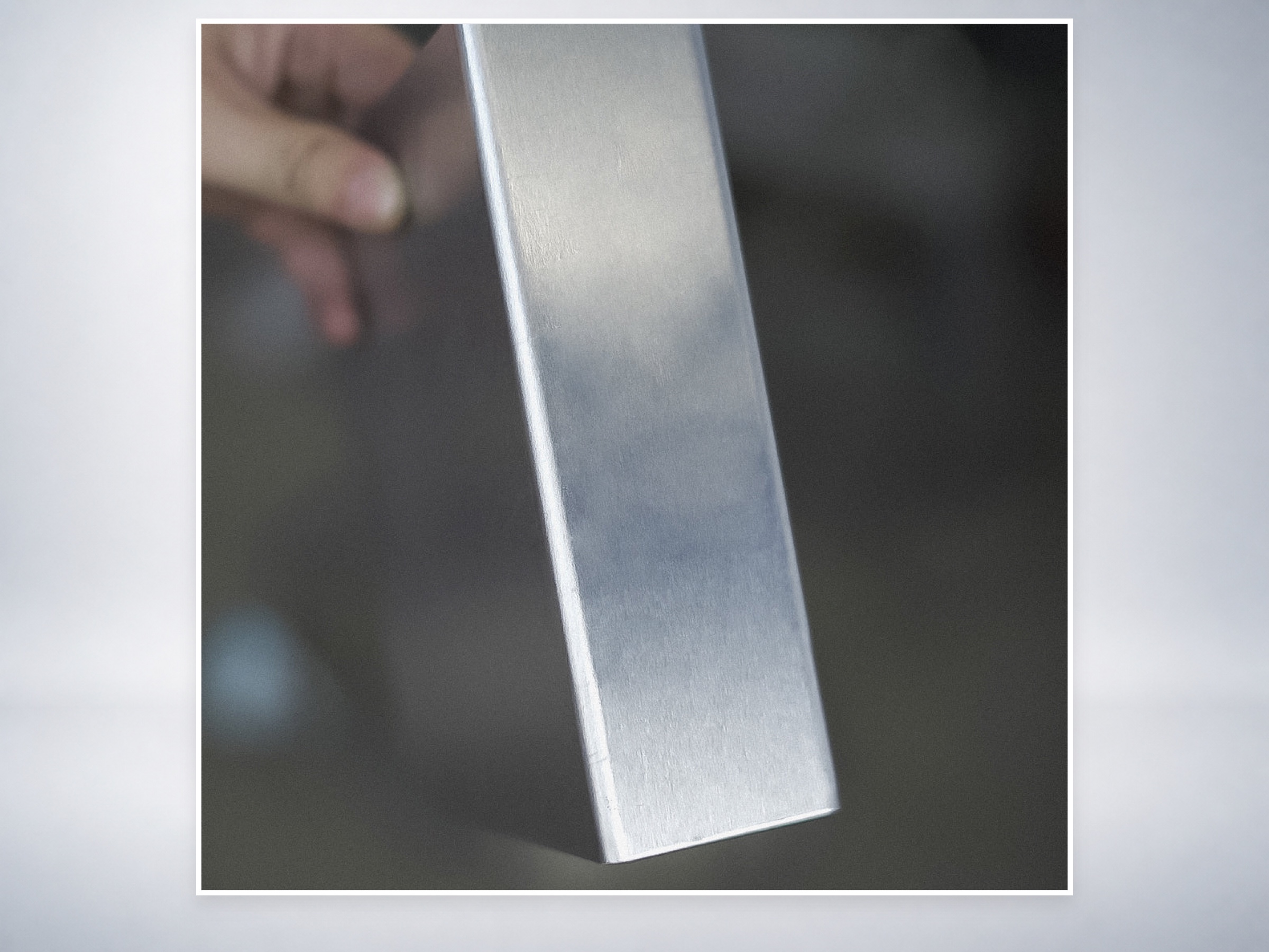 Tranyond modular mark-free press brake V-die - additional detail