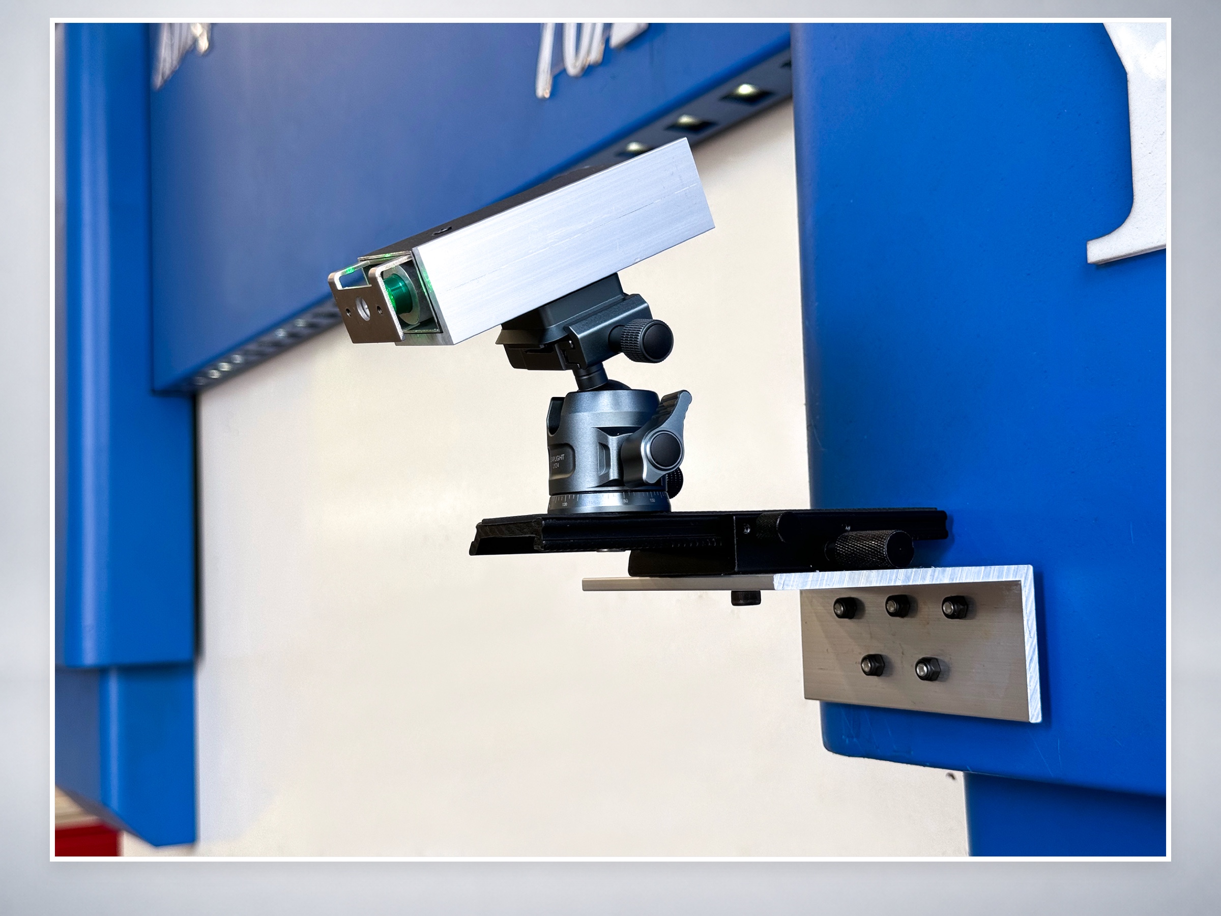Tranyond bending machine alignment device - product overview