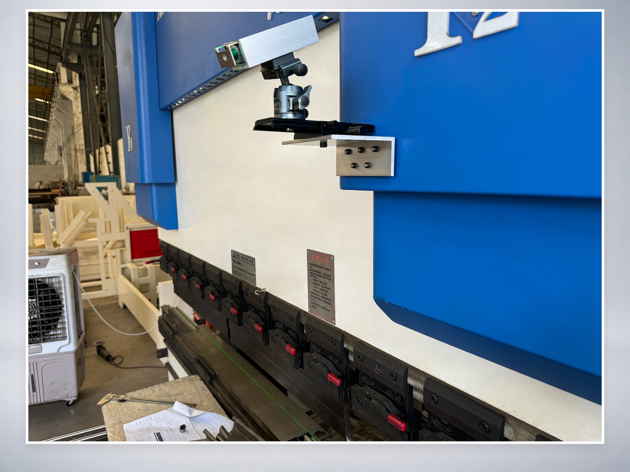 Tranyond bending machine alignment device - alternate product view