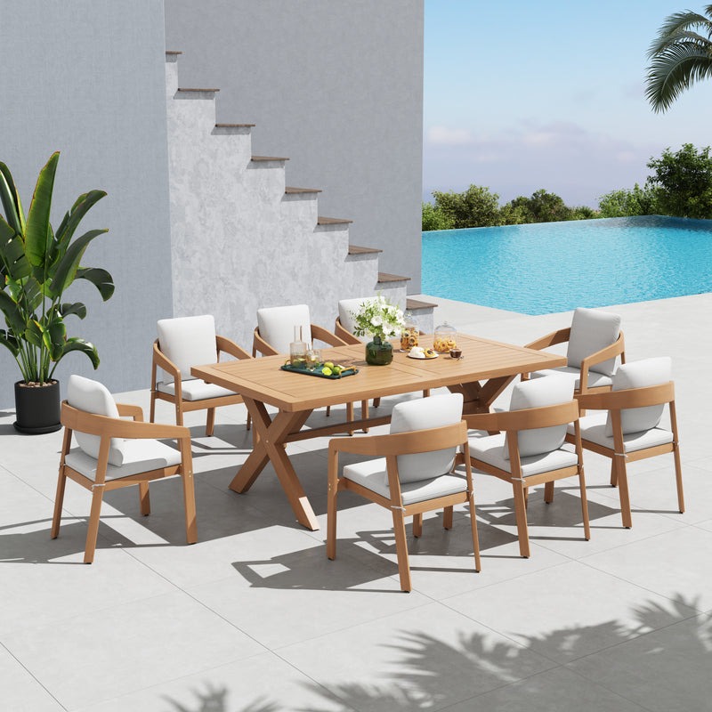 2025 Outdoor Furniture Trends: A Blend of Innovation and Sustainability