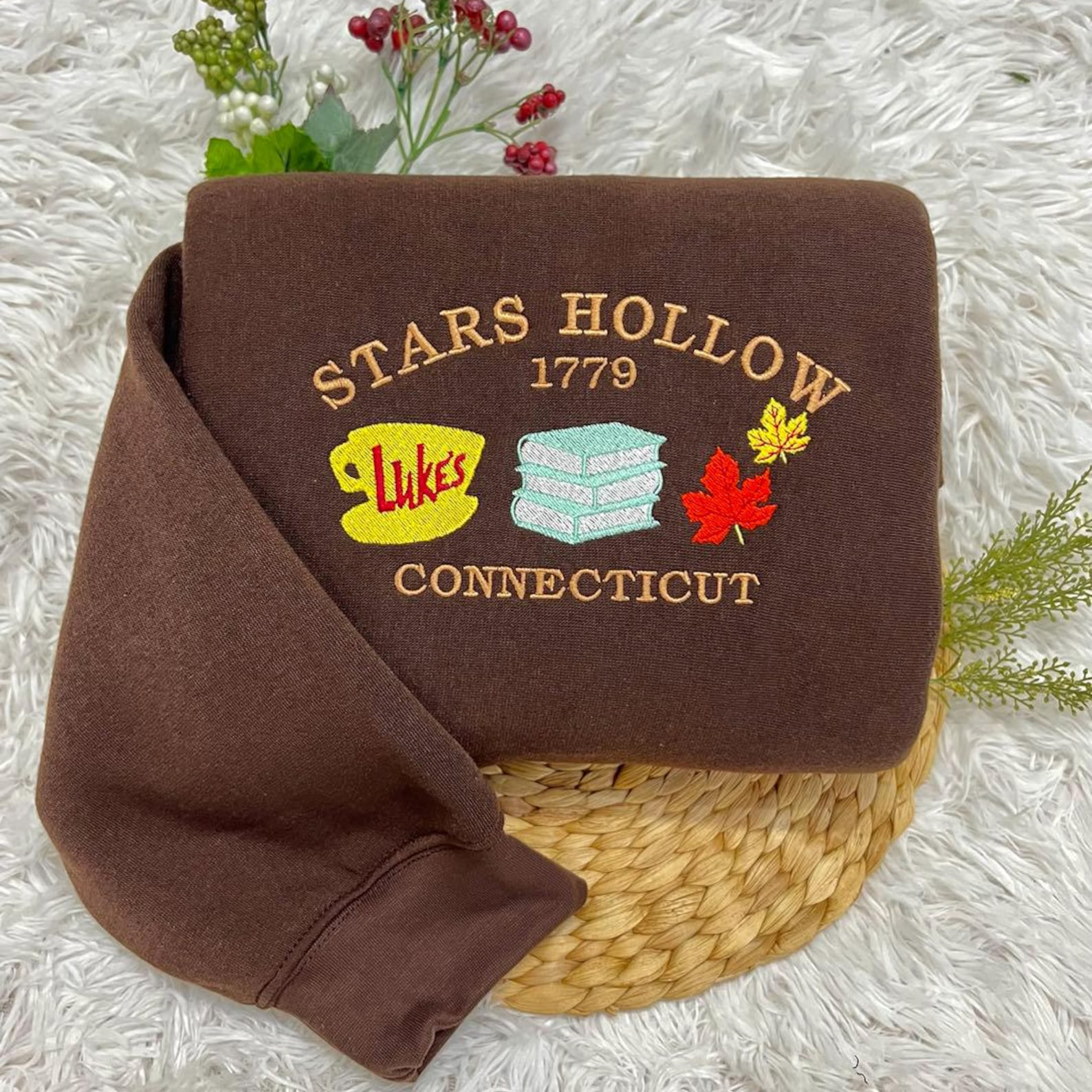 Embroidered Stars Hollow Connecticut  Luke's Dinner
