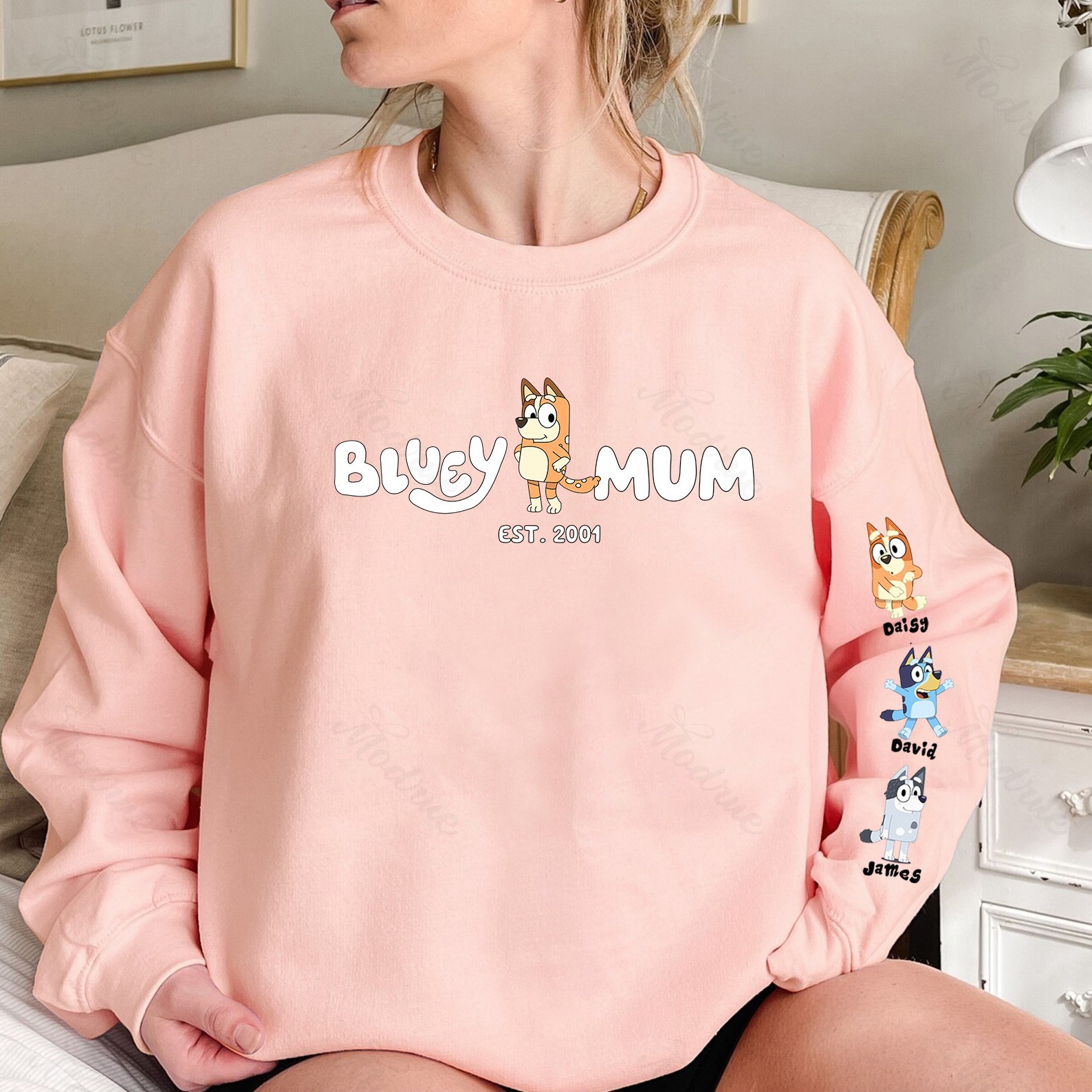 Custom Cartoon Mama Sweatshirt with Kid's Name on Sleeve