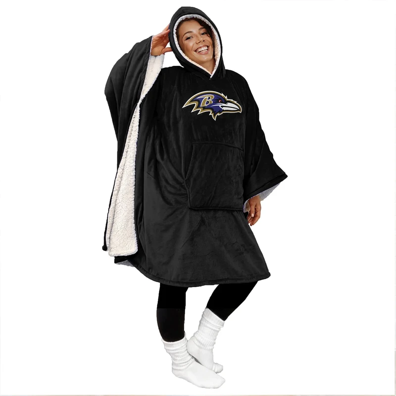 Game Day Oversized Wearable Sherpa Fan Cape