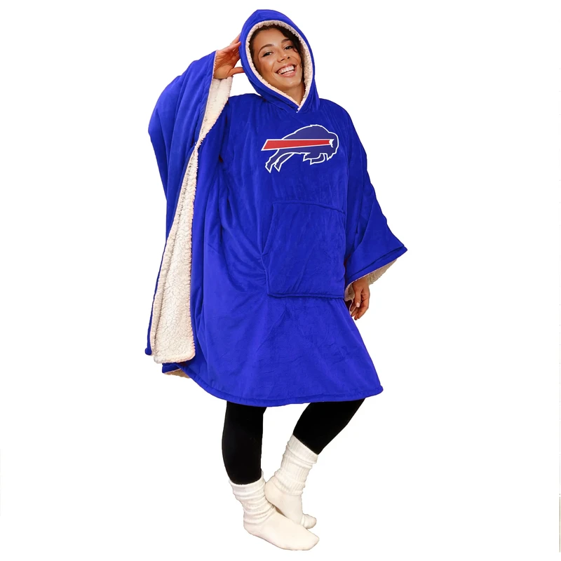 Game Day Oversized Wearable Sherpa Fan Cape